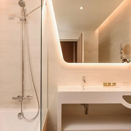 Hotel Eurostars 4*