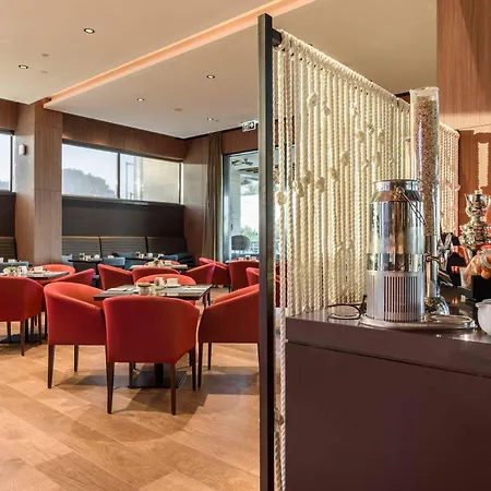 Otel Eurostars 4*
