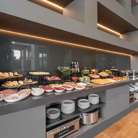 Hotel Eurostars 4*